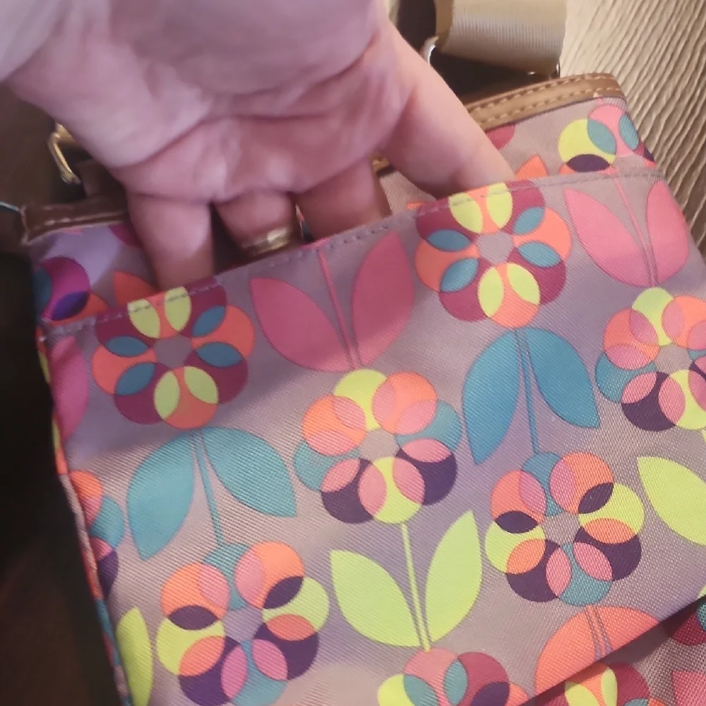 Lily Bloom Colorful Floral Crossbody Bag - Picture 6 of 8